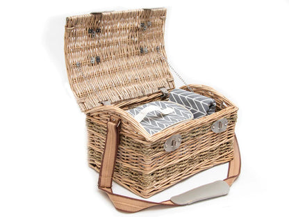 Classic Picnic Basket